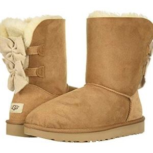 UGG Bailey Bow Short Ruffle